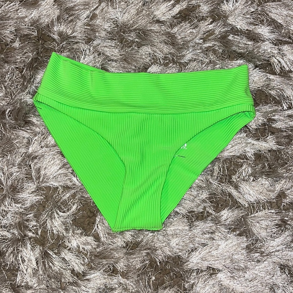 Frankie’s bikini bottoms